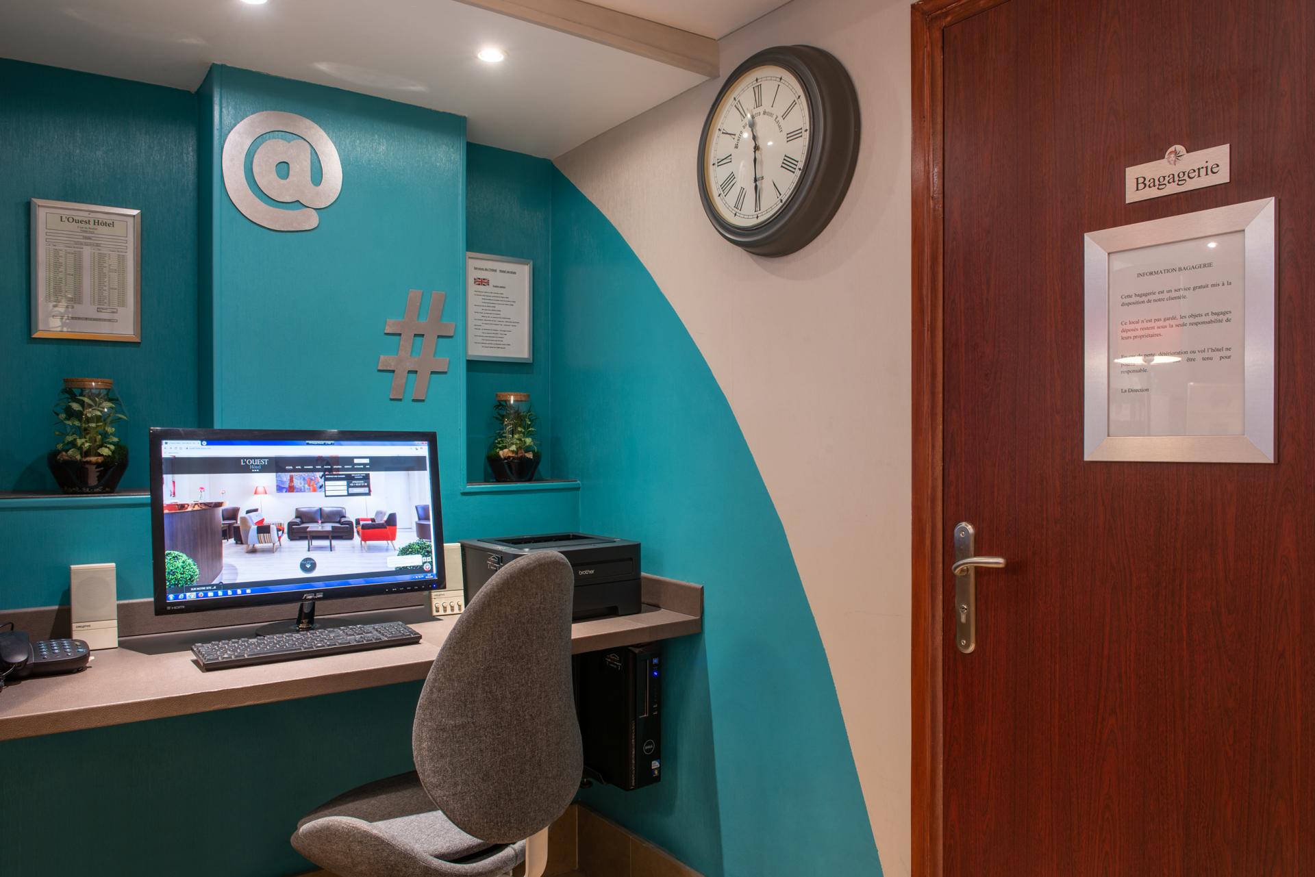 L'Ouest Hotel - Reception
